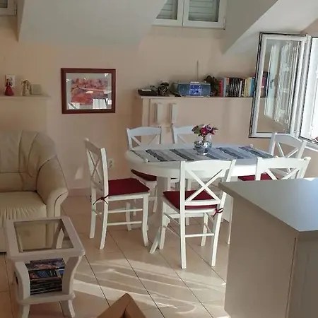 House Star 1 Ντουμπρόβνικ