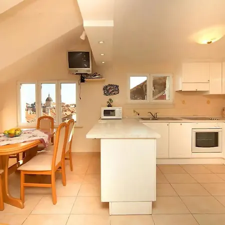Feriehus House Star 1 *